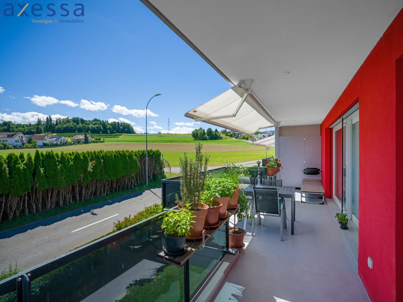 Sunny 3.5 room apartment on the top floor with south balcony in Fischbach-Göslikon (12)