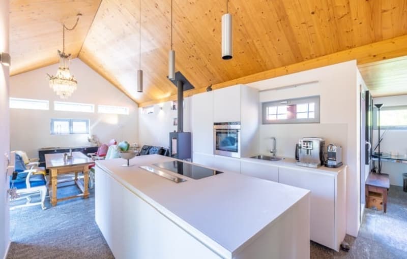Characterful 4-room chalet with a far-reaching view in Malvaglia (2)