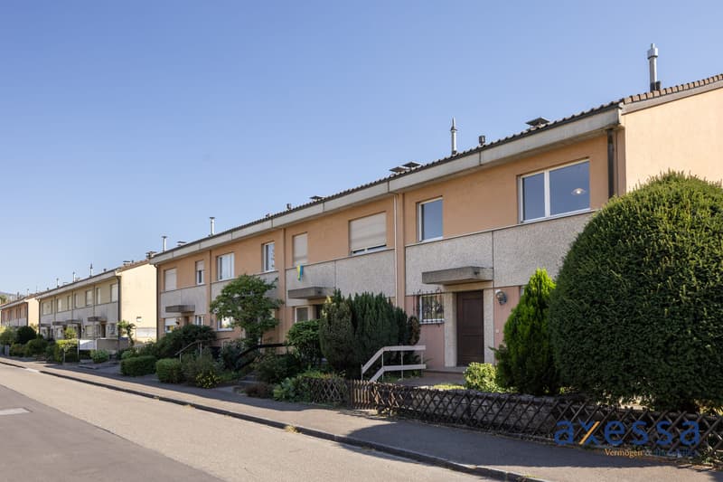 5-Zimmer-Reiheneckhaus mit Garten in Reinach BL (1)
