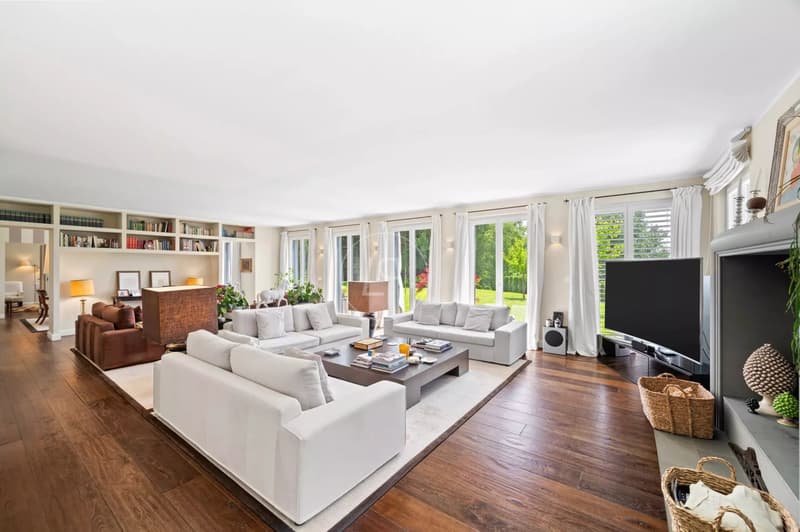 Elegant family property, quiet and with lake views in Epalinges (3)