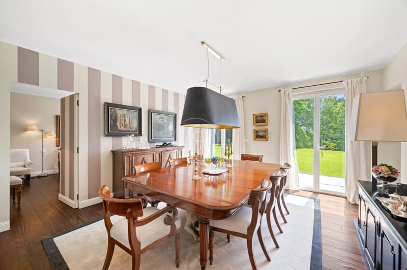 Elegant family property, quiet and with lake views in Epalinges (5)