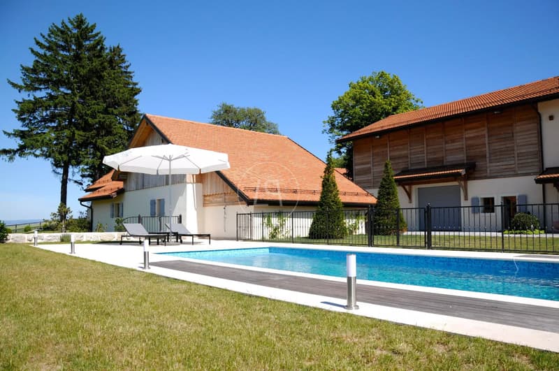 Elegantes renoviertes Bauernhaus mit Swimmingpool, Essertines-sur-Rolle (9)