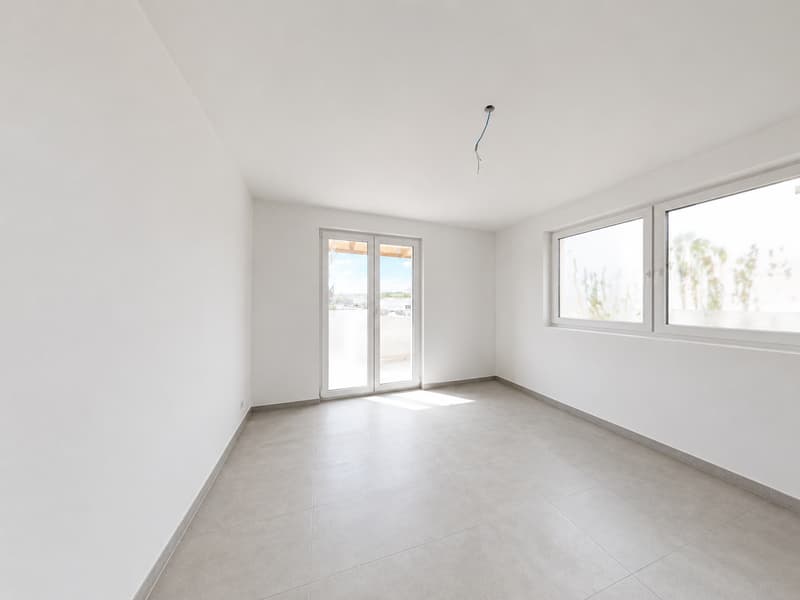 Appartamento nuovo di 3.5 locali con balcone a Cornaux (2)