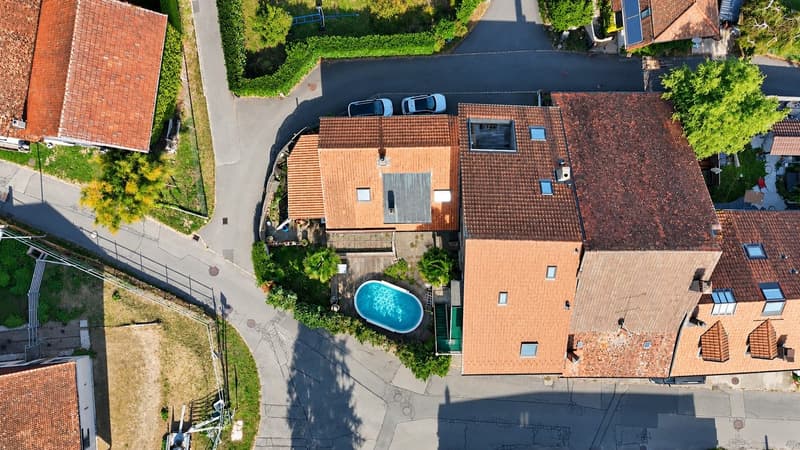 Maison de maître avec 4 appartements à Chevroux (22)