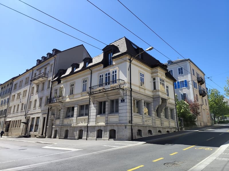 Edificio misto storico in vendita – Rue de la Serre 30, La Chaux-de-Fonds (1)