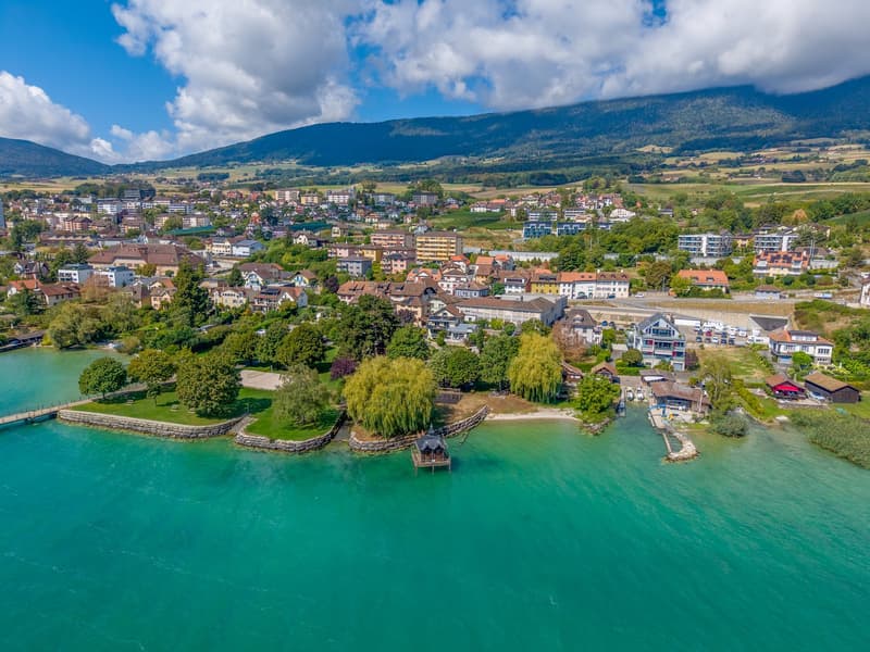 Magnifique appartement de 5.5 pièces à Chez-le-Bart – Vue, calme et prestations haut de gamme (12)