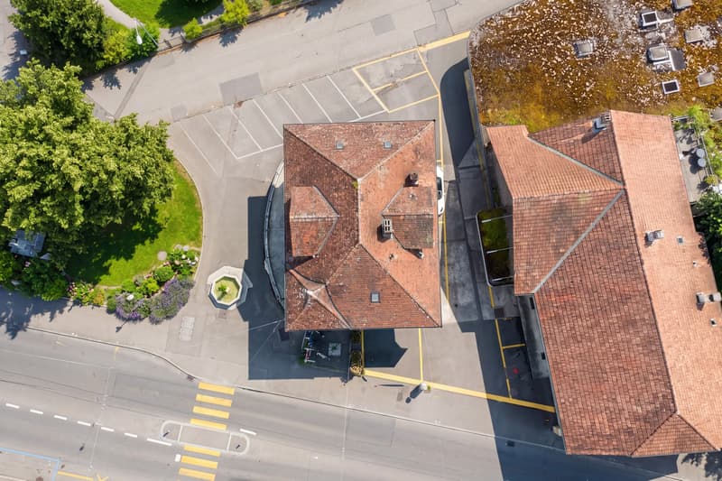 Mehrfamilienhaus mit 3 Einheiten und einem Restaurant im Zentrum von Nidau (4)