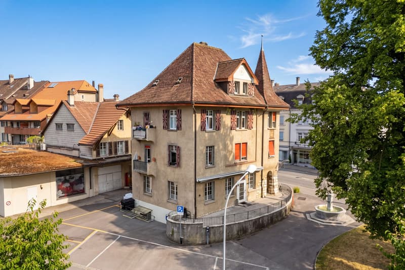 Mehrfamilienhaus mit 3 Einheiten und einem Restaurant im Zentrum von Nidau (1)