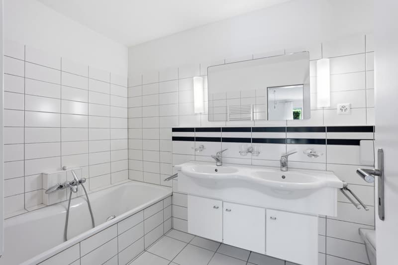 Charming 3-room ground floor apartment in Oberrieden (4)