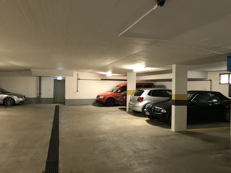 Tiefgaragenplatz in Dübendorf mieten (1)