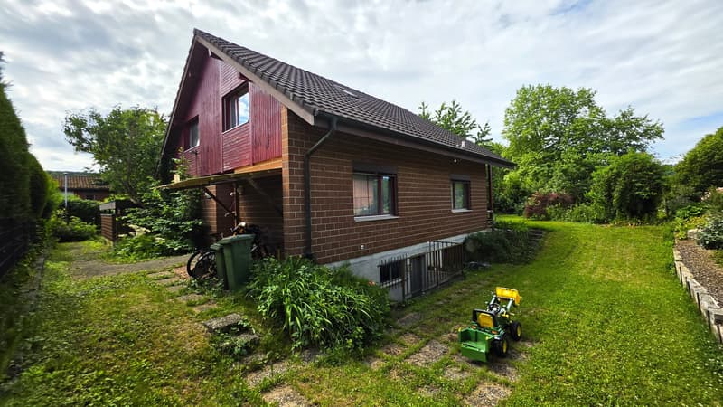 6.5-Zi.-Einfamilienhaus mit grossem Garten in Lupsingen (3)