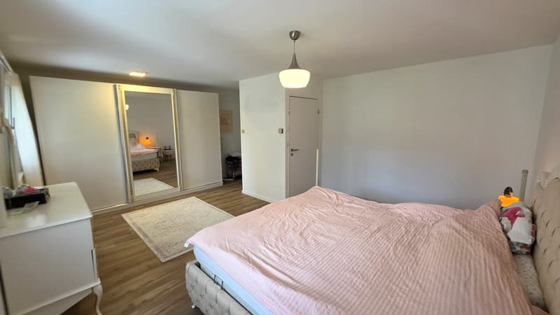 5.5-Zi.-Doppeleinfamilienhaus mit Wintergarten in Diegten kaufen (10)