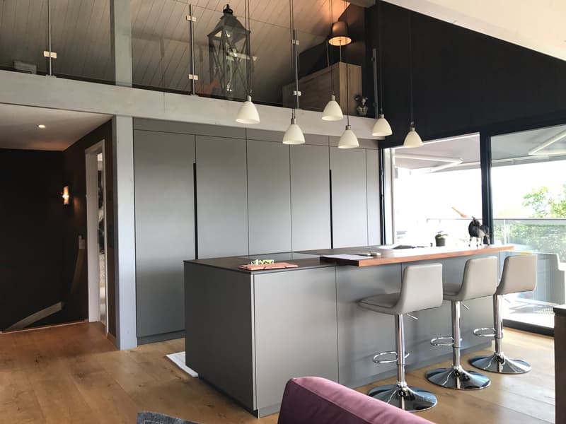 Magnifique appartement en attique de 4.5 pièces à Pont-la-Ville (10)