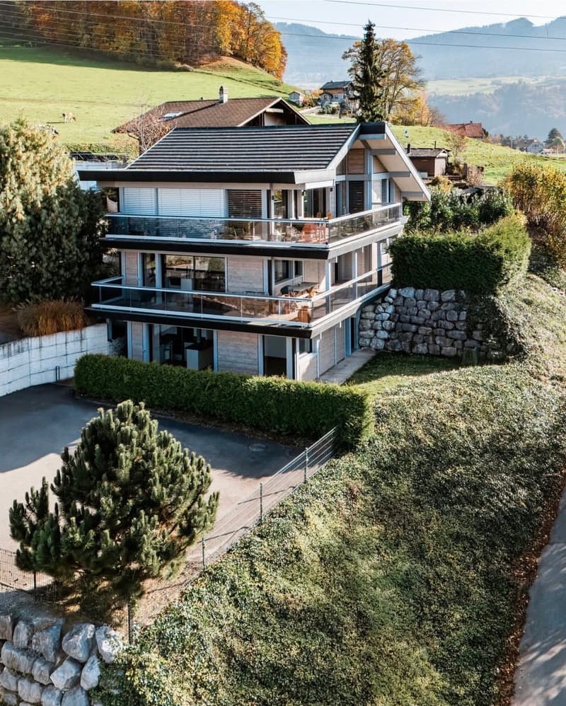 Magnifique appartement en attique de 4.5 pièces à Pont-la-Ville (1)