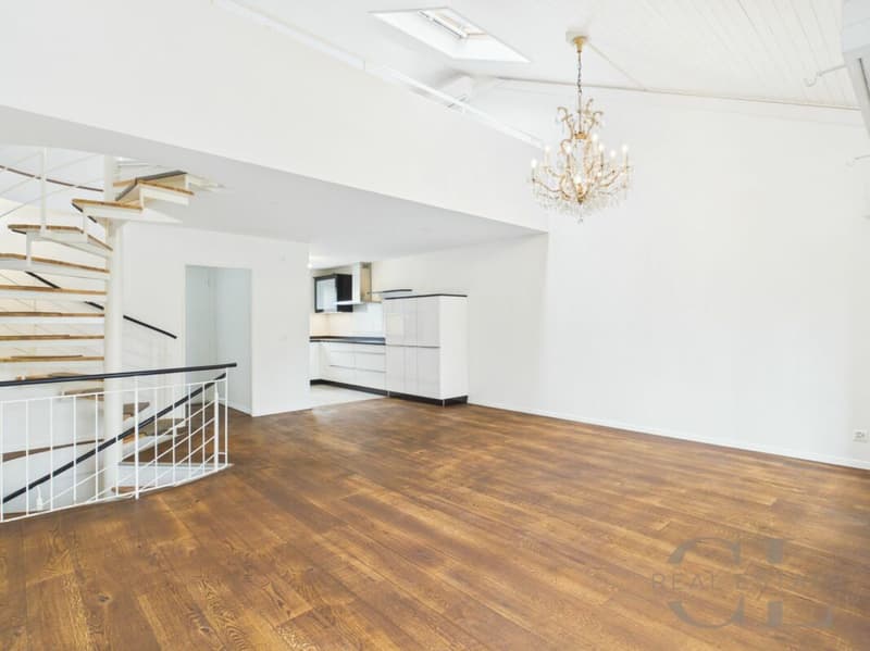 Attraktives 4.5 Zimmer-Reihenhaus mit Garage (5)