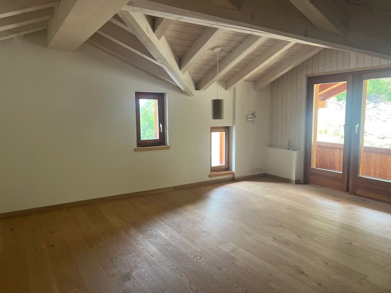 Charming attic apartment with balcony & evening sun in the idyllic Goms (4)