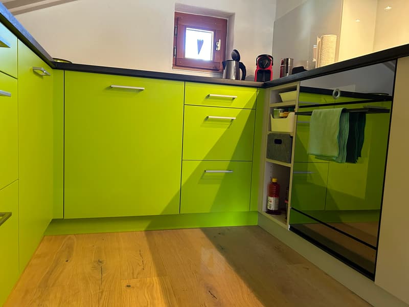 Charmante Dachgeschosswohnung mit Balkon & Abendsonne im idyllischen Goms (8)