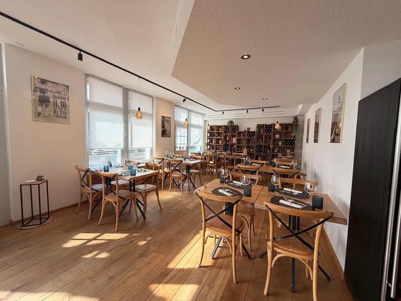 Etabliertes Restaurant mit grosser Terrasse – Region Thunersee (9)
