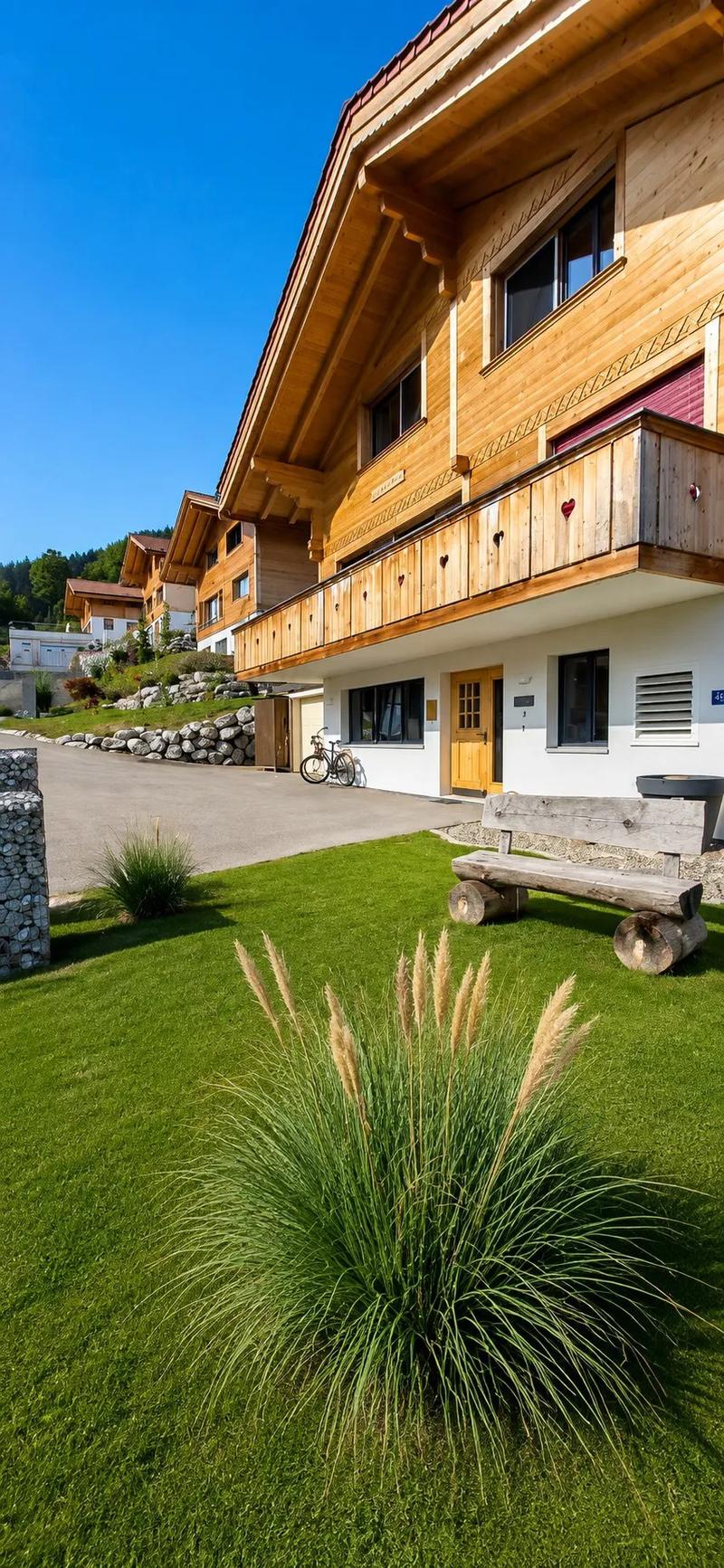 Familienparadies mit großem Umschwung und top Aussicht da, wo andere Ferien machen... (2)