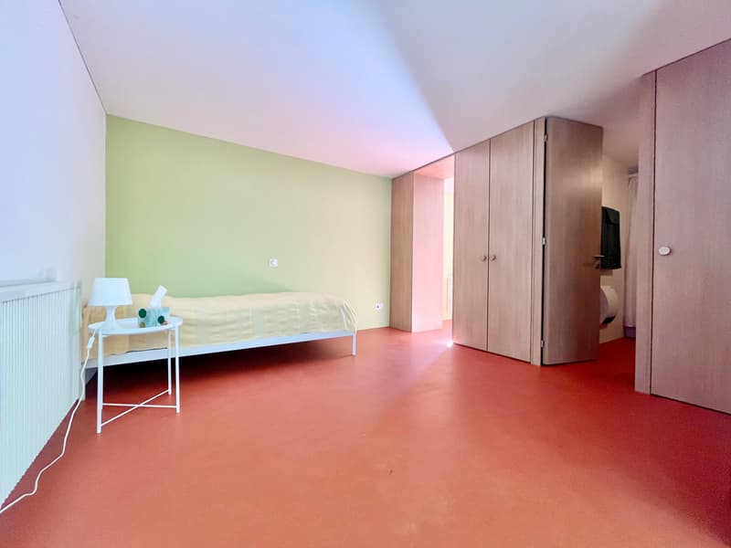 Möbliertes Studio mit eigenem Aussenbereich (4)