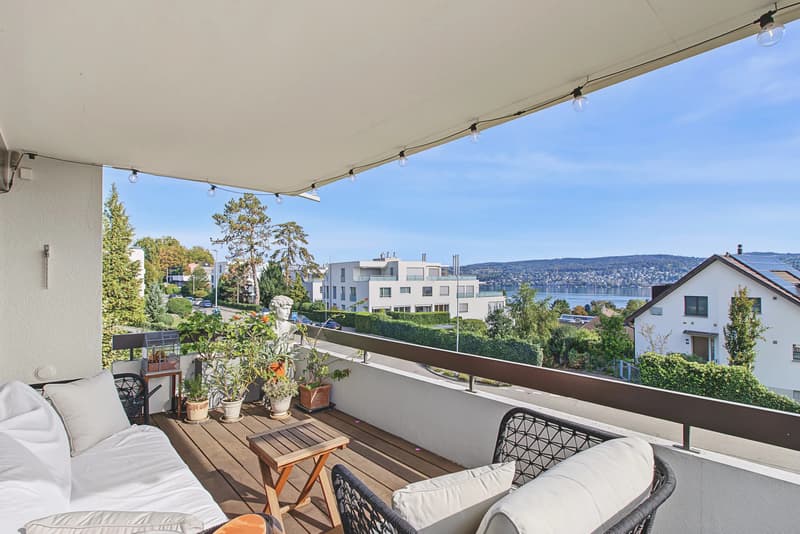 Traumhafte 3½ Zimmer Wohnung mit Seesicht und Bergblick – Stadtnahe, renoviert! (2)