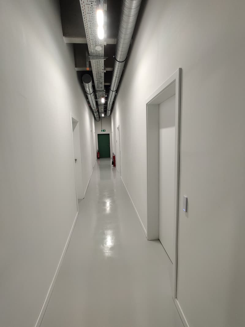 Flur zum Büro 6,7 und 8