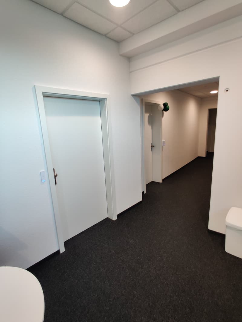 Flur 2. OG Ansicht 2