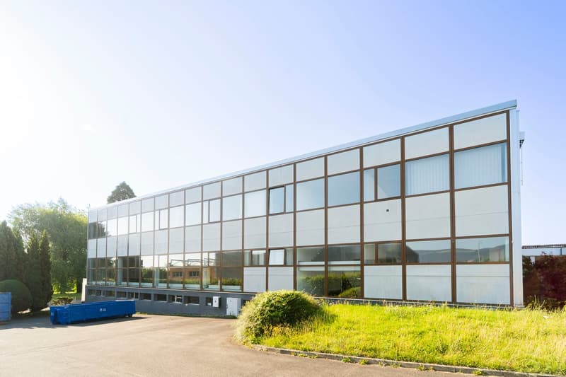 Edificio industriale e amministrativo di 960 m2 in affitto (3)