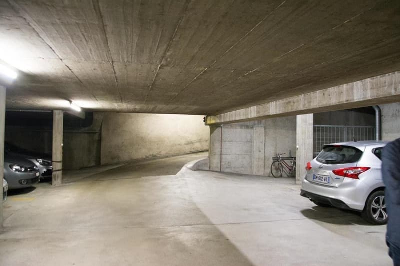 Tiefgaragenplatz nahe Messe, komfortabel - Basel Riehenring (2)