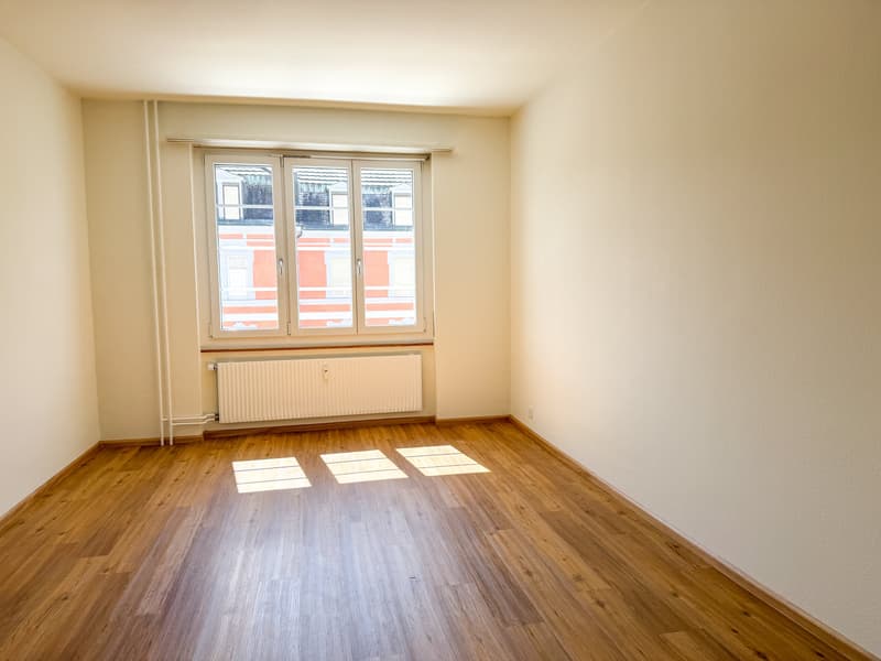 Gepflegte 2-Zimmer-Wohnung mit Balkon im Gundeli (3)