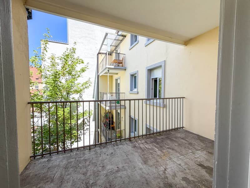 Gepflegte 2-Zimmer-Wohnung mit Balkon im Gundeli (1)