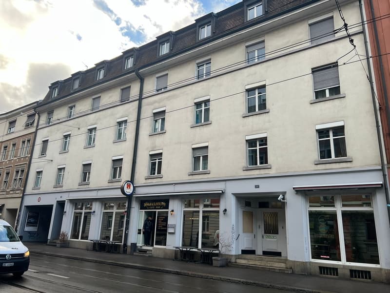 Tiefgaragenparkplatz Motorrad an der Klybeckstrasse 79, Basel mieten (1)