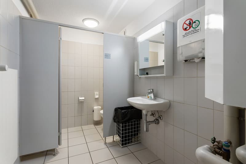 Vielseitige Gewerbe- und Büroflächen mit über 1'150 m² Nutzfläche (6)