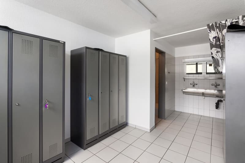 Vielseitige Gewerbe- und Büroflächen mit über 1'150 m² Nutzfläche (17)