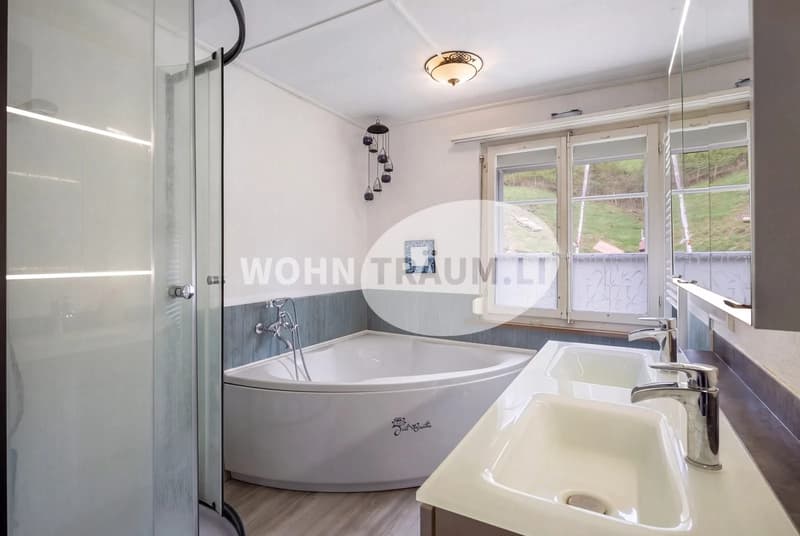 5-Zimmer Einfamilienhaus mit Landreserve in Welschenrohr (10)