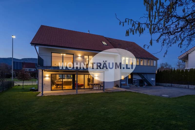 7½-Zimmer Einfamilienhaus mit Charme & Ausbaupotenzial (1)