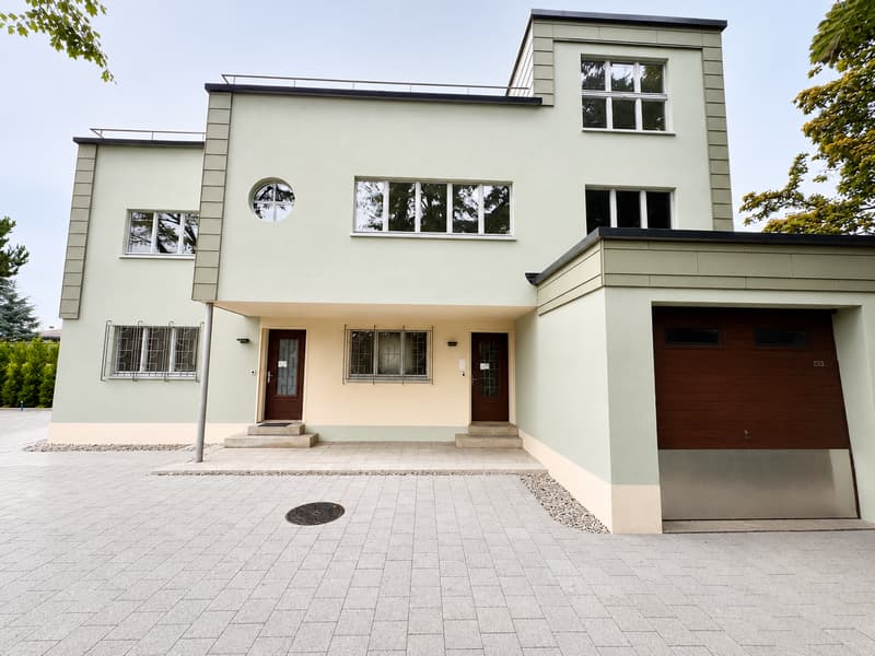 Duplex avec terrasse sur le toit et jardin privatif de 670m2 (3)