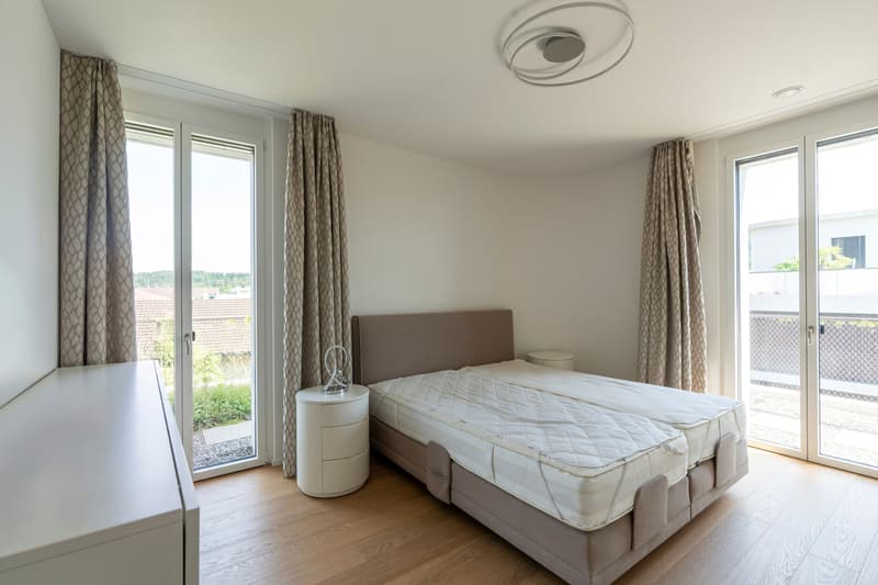 Magnifique appartement attique 4.5 pièces avec vue lointaine (7)