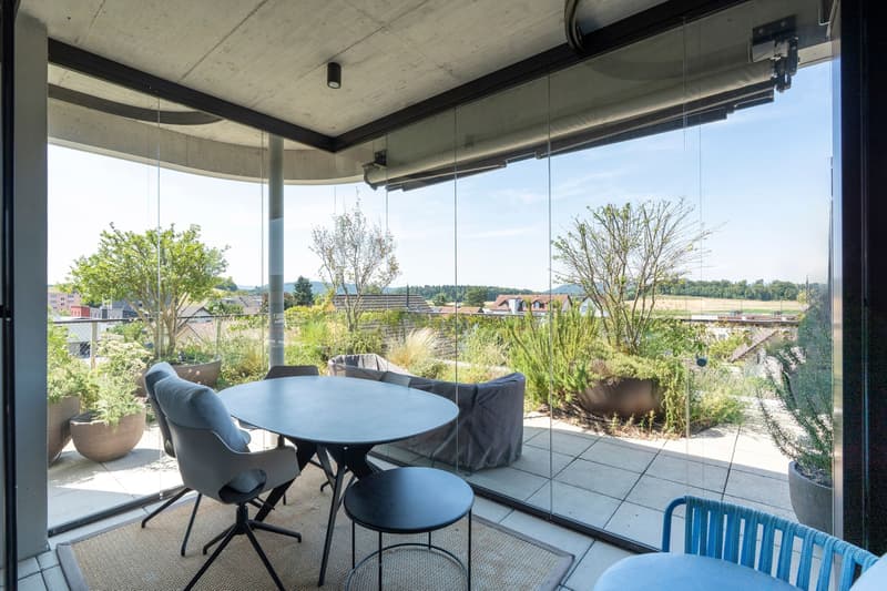 Magnifique appartement attique 4.5 pièces avec vue lointaine (2)