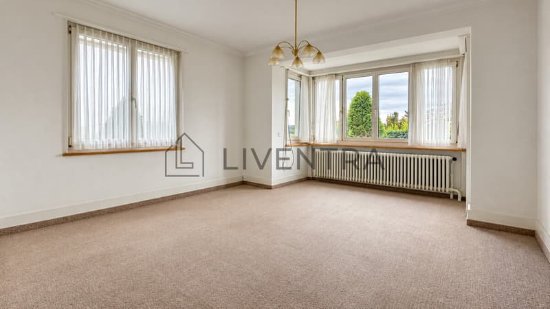 Panoramablick an begehrter Wohnlage! (2)
