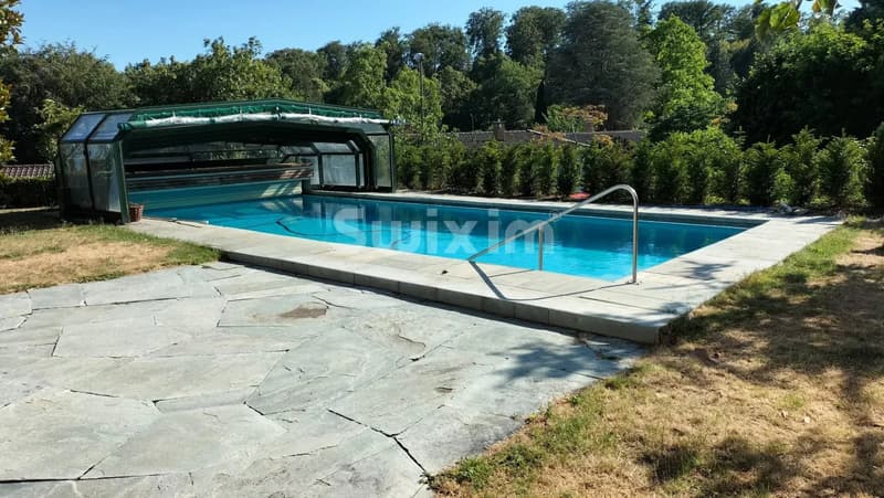 Villa-appartement avec piscine et vue sur le lac (2)