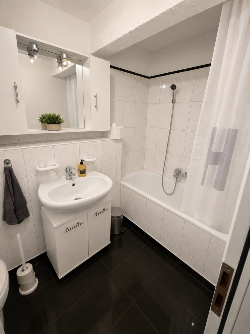 Ein Zuhause mit Charakter - 5.5-Zimmer-Reiheneckhaus mit Garten in St. Gallen (12)