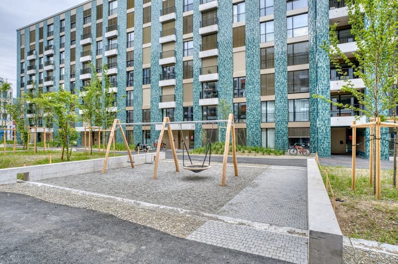 Moderne 2.5-Zimmer-Wohnung mit Balkon und Blick ins Grüne und auf die Sihl (13)
