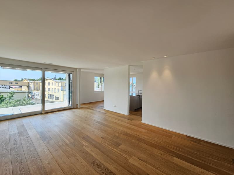 Luxuriöse 3,5 Zi-Wohnung im Herzen von Siebnen SZ (8)