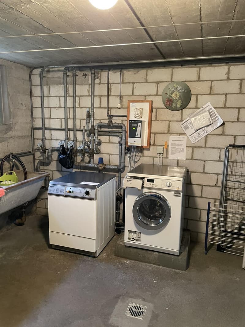 Gepflegtes Mehrfamilienhaus in Magden (9)
