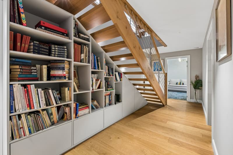 CHF 600'000 unter Schätzwert: 9-Zi-Haus, Jg. 2021 (31)