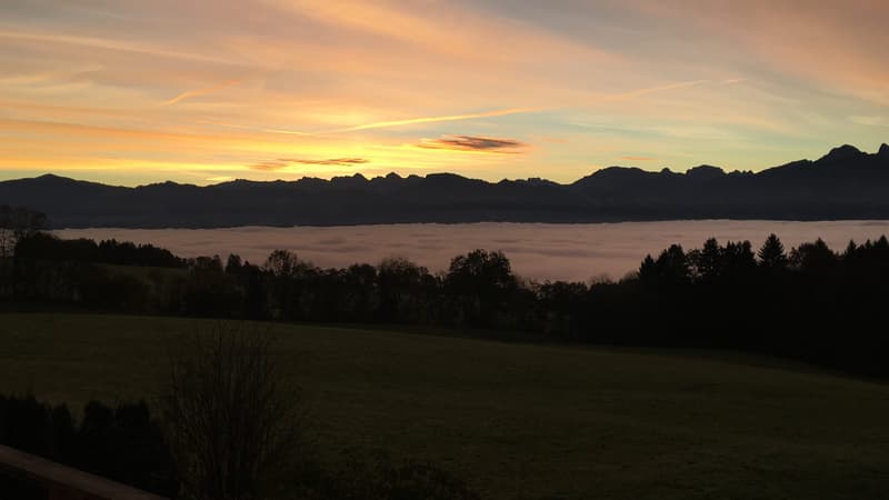 Rare à la vente – Chalet d’exception avec vue panoramique et calme absolu (2)