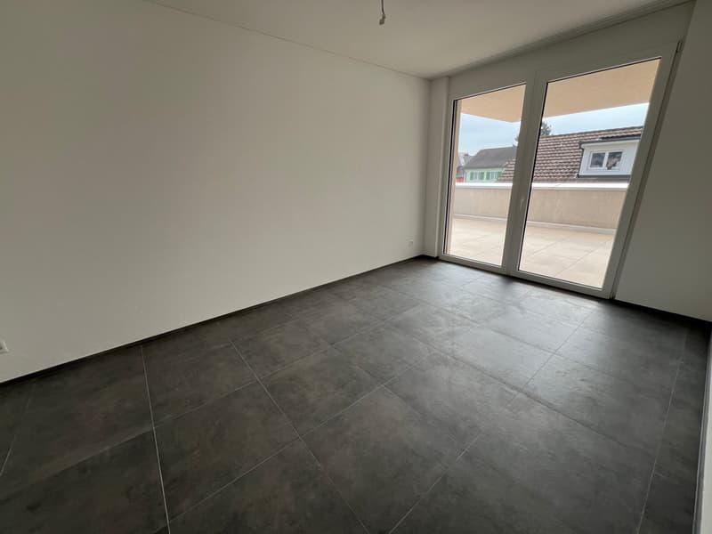 Moderne 2.5-Zimmer-Dachwohnung im Neubau – sofort verfügbar in Wil SG (7)