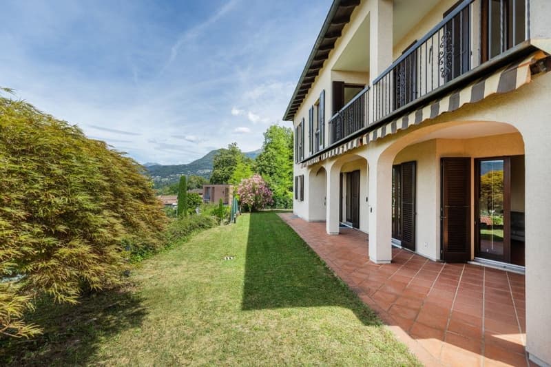 Single-family house with 6.5 rooms (4)