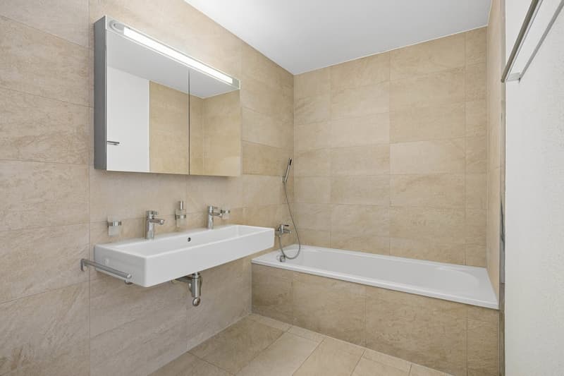 Bright and modern 4.5-room apartment in a quiet neighborhood (10)